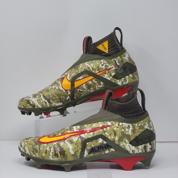 Nike Travis Kelce x Alpha Menace Elite 3 Digital Camo FN0113-200 Mens Size 9 New - Picture 2 of 9